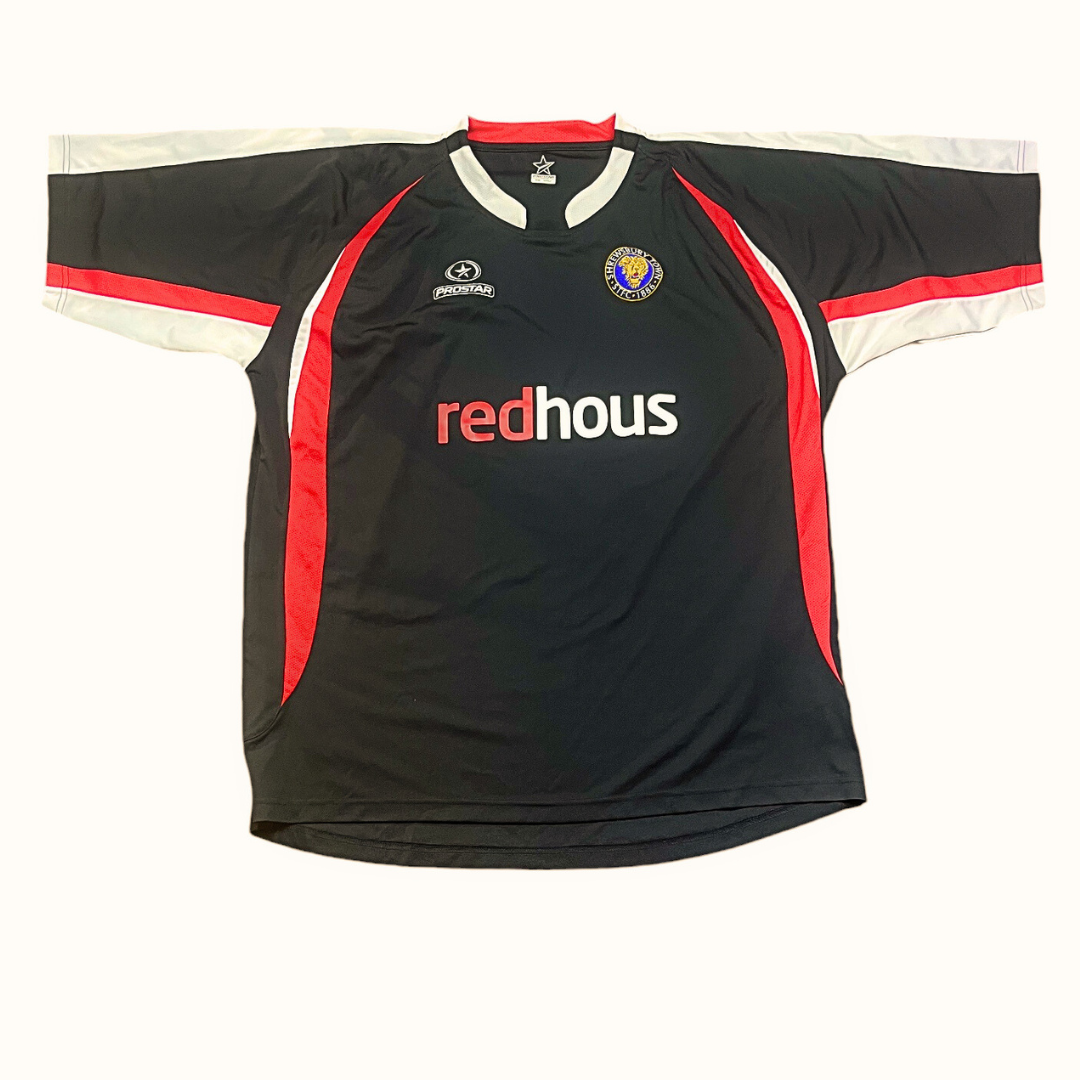 ShrewsburyTownKit  2009-10 Shrewsbury Town